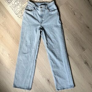 Abercrombie and Fitch 90’s relaxed straight jeans.